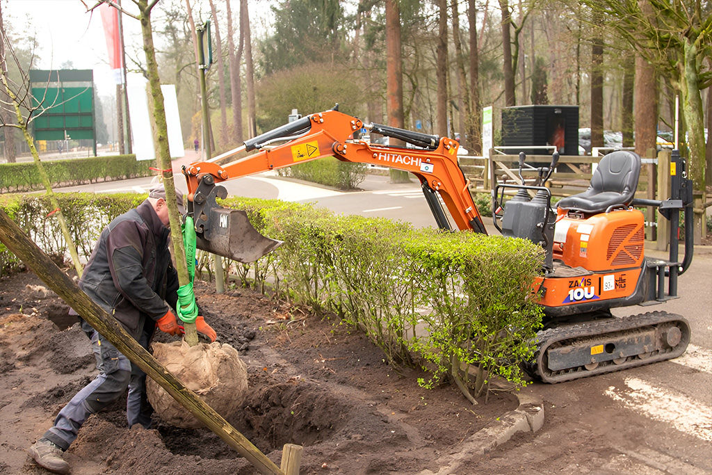 ZX10U-6 Minigravers - Hitachi CM Nederland